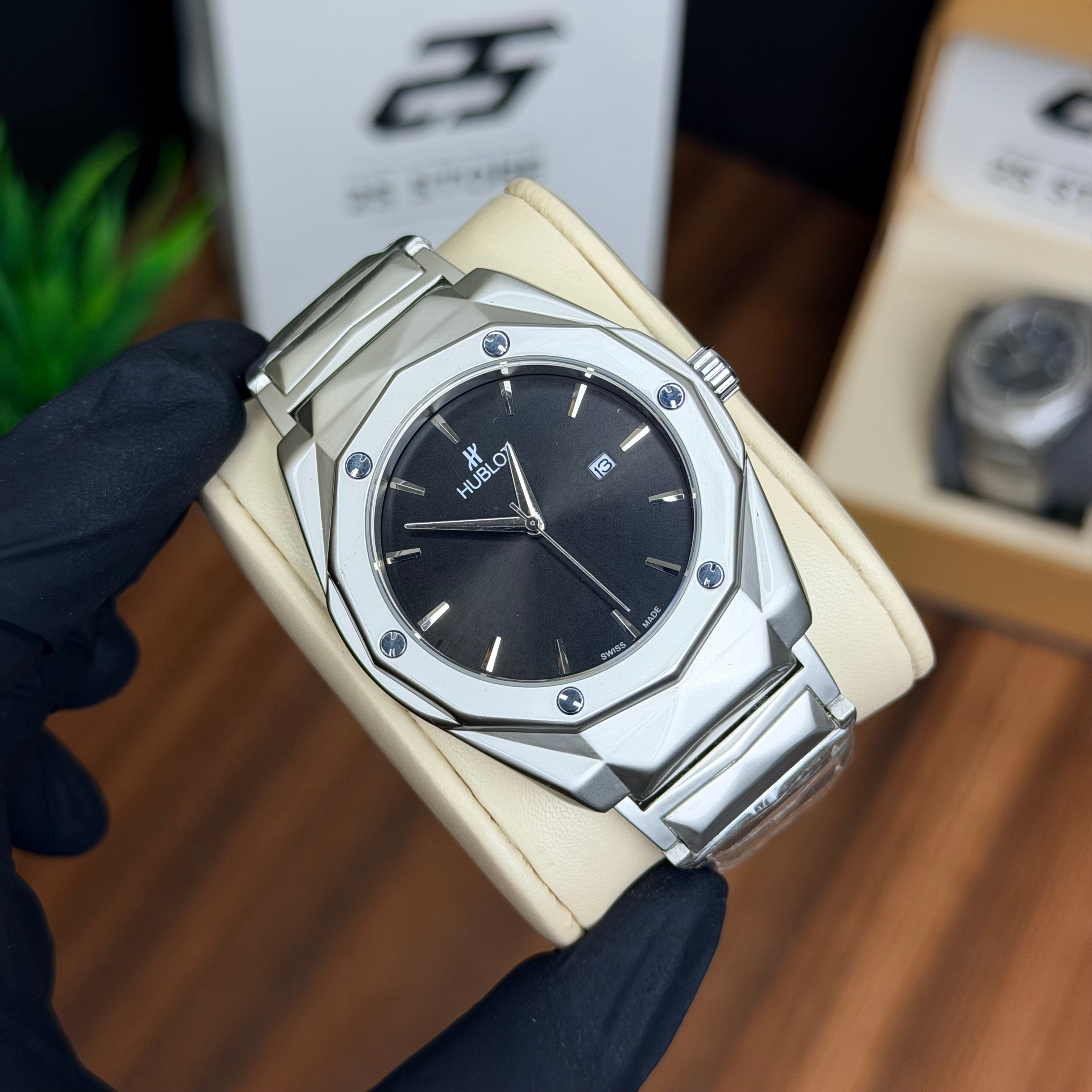 Hublot Diamond Cut Semi Auto