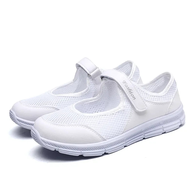 Mjlovers breathable walking shoes with mesh upper and cushioned sole, ideal for comfortable everyday outdoor walking.